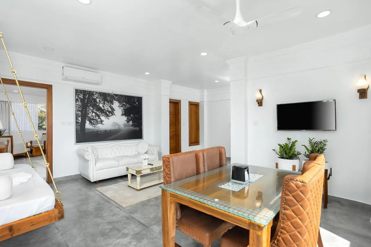 Hotel White House, Munnar 4*,