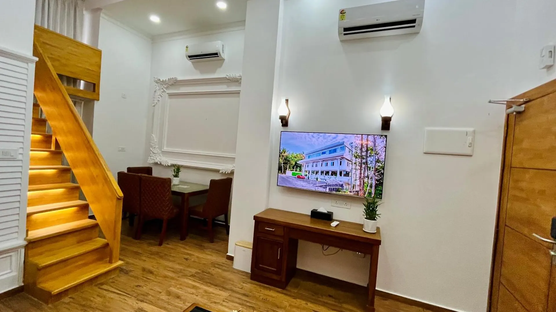 **** Resort Hotel White House, Munnar India